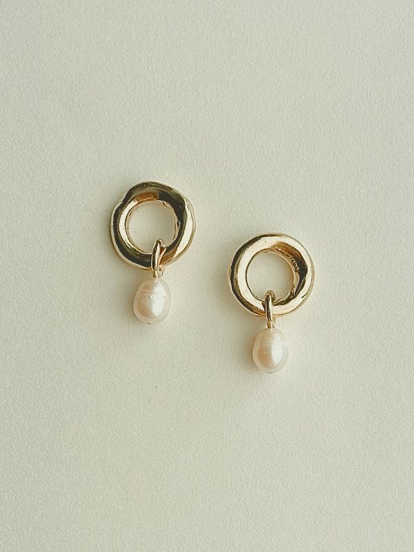 Earrings with pearls - Image 2