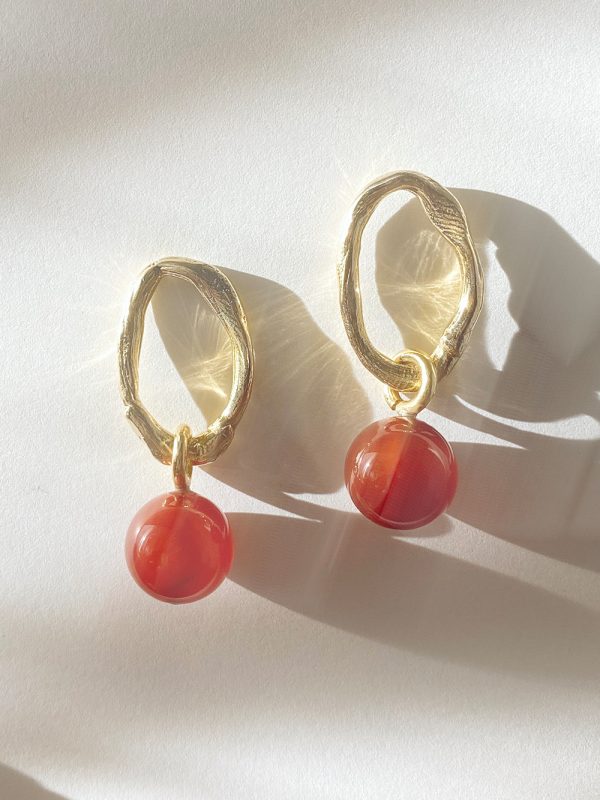 Earrings with carnelian